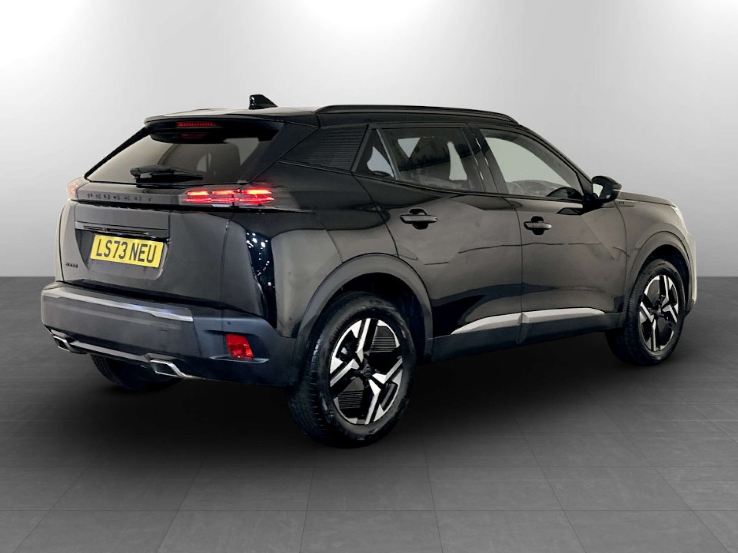 Used Peugeot 2008 2023 for sale - 77283203: Photo 10