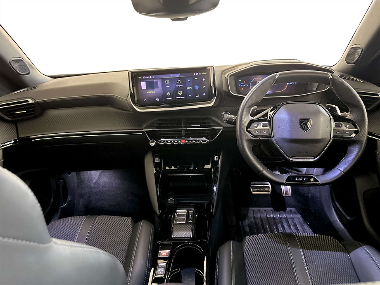 Used Peugeot 2008 2023 for sale - 77283203: Photo 3