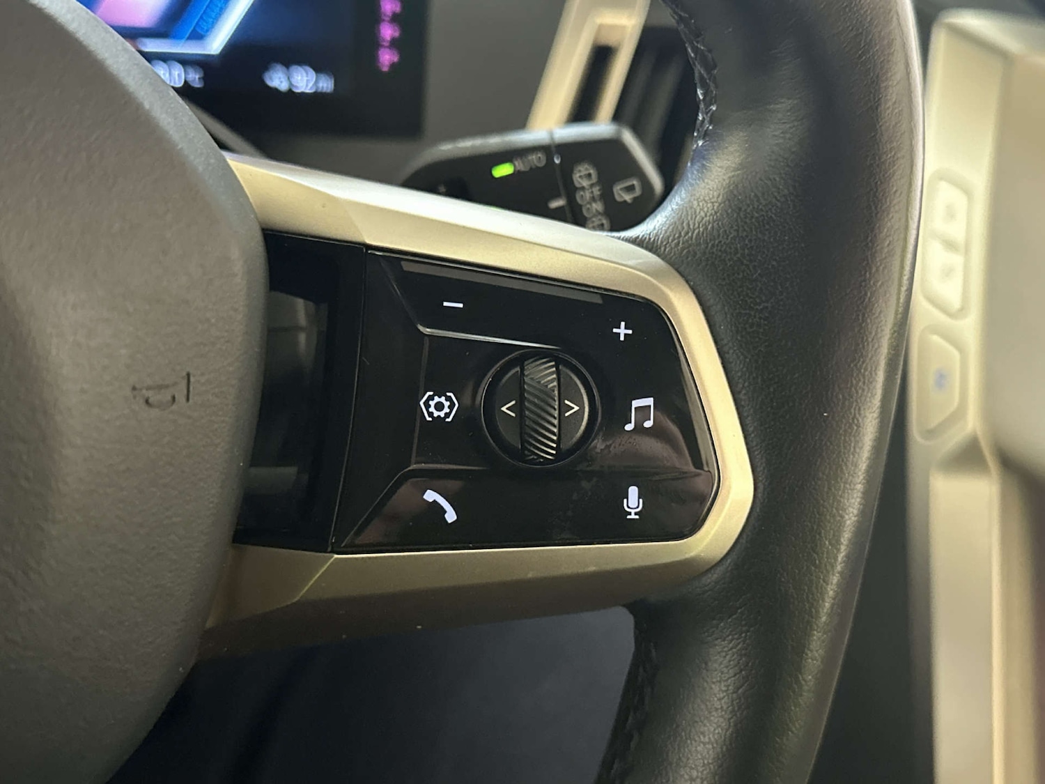 Used BMW iX 2022 for sale - 77915413: Photo 19