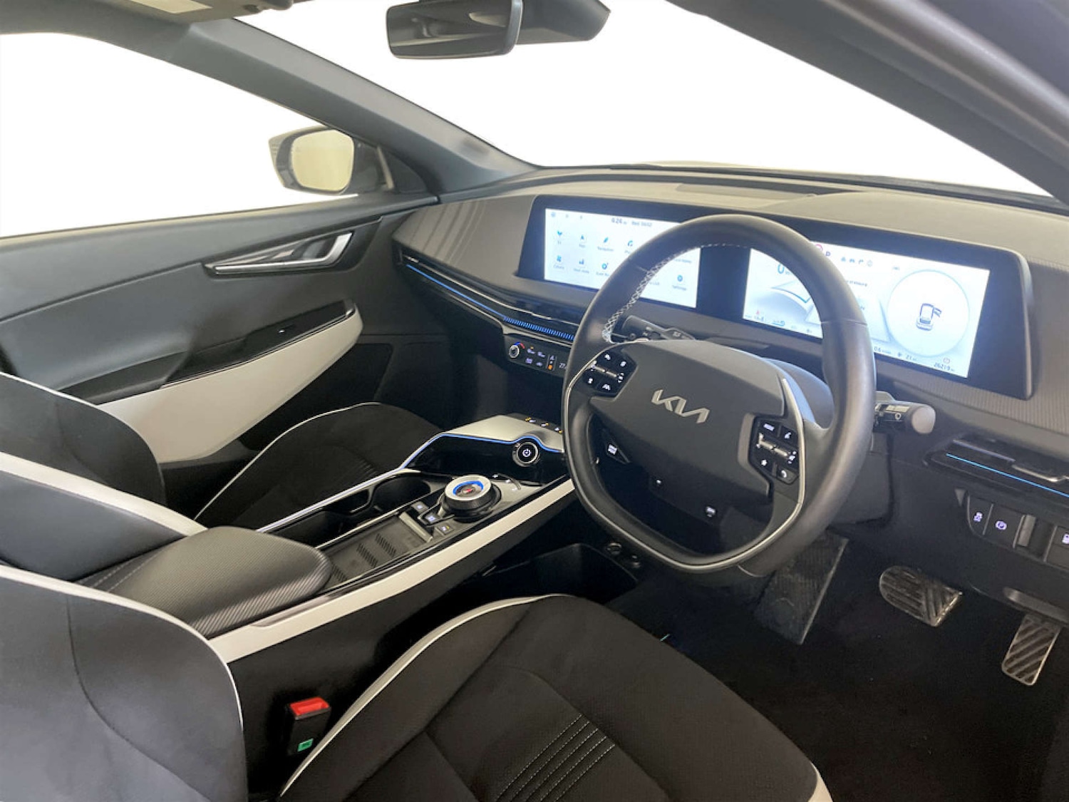 Used Kia EV6 2023 for sale - 77446410: Photo 15