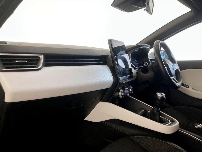 Used Renault Clio 2021 for sale - 76332437: Photo 12