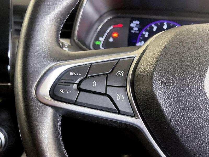 Used Renault Clio 2021 for sale - 76332437: Photo 17