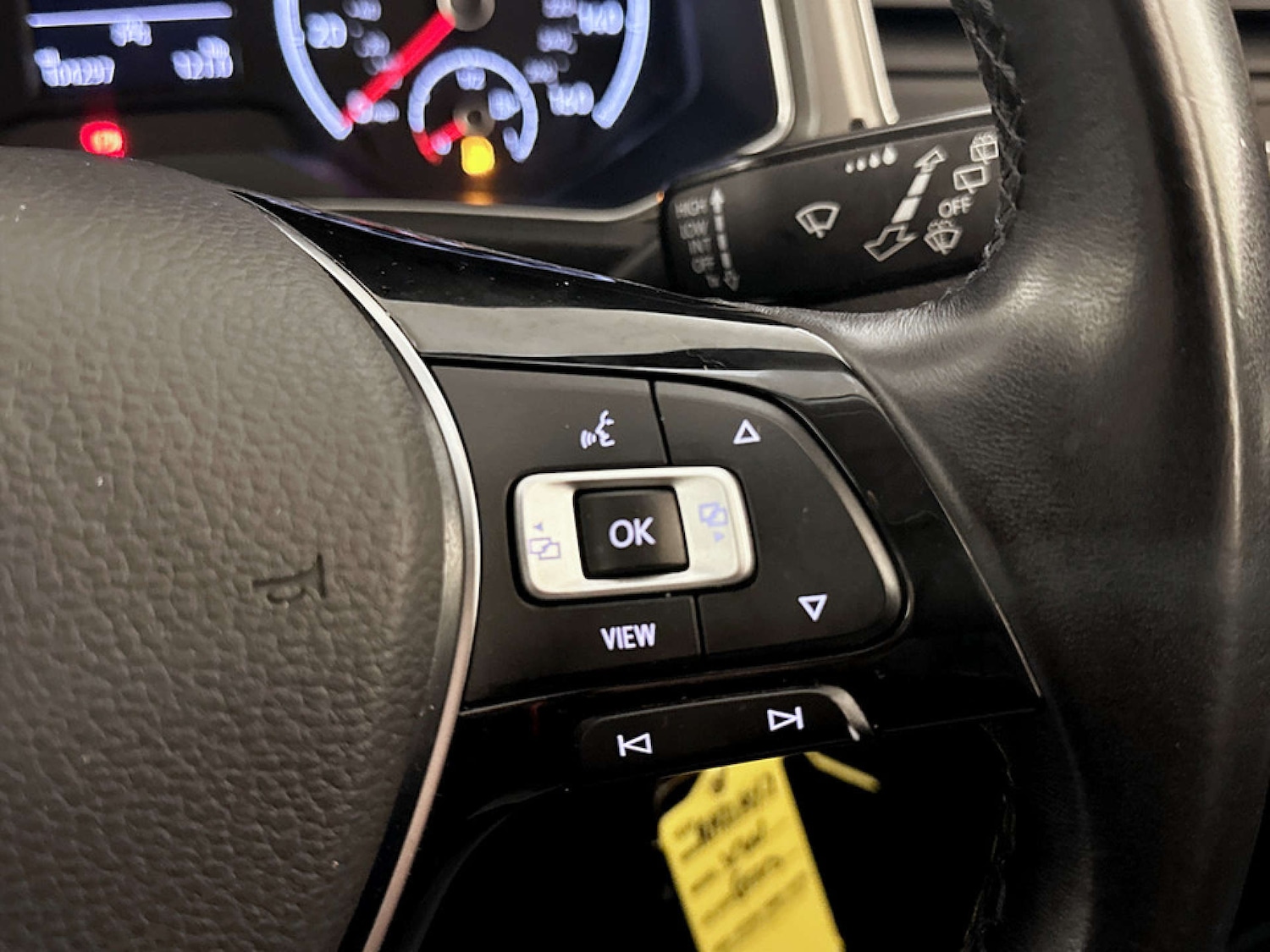 Used Volkswagen T-Roc 2021 for sale - 77643216: Photo 19