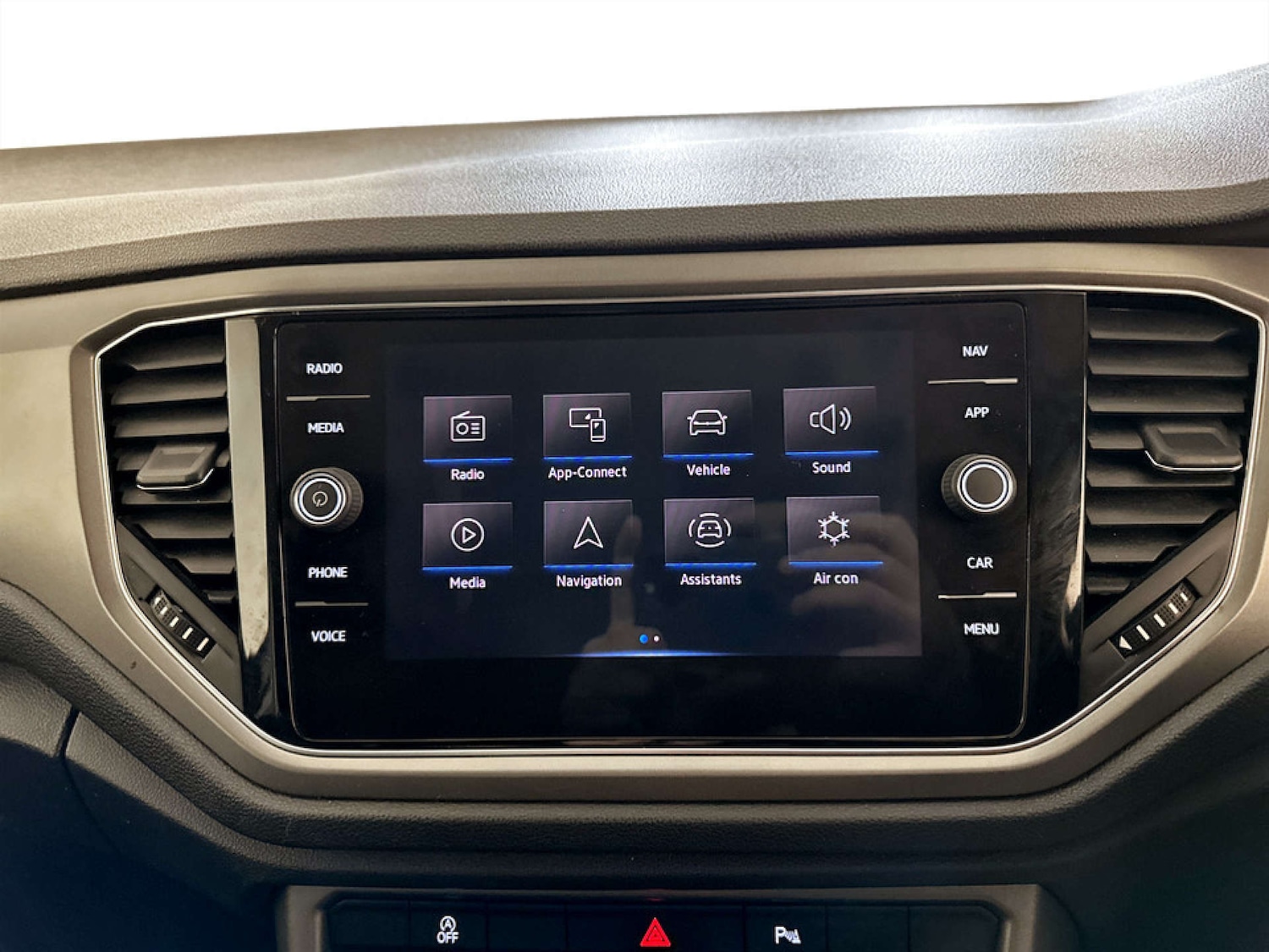 Used Volkswagen T-Roc 2021 for sale - 77643216: Photo 22