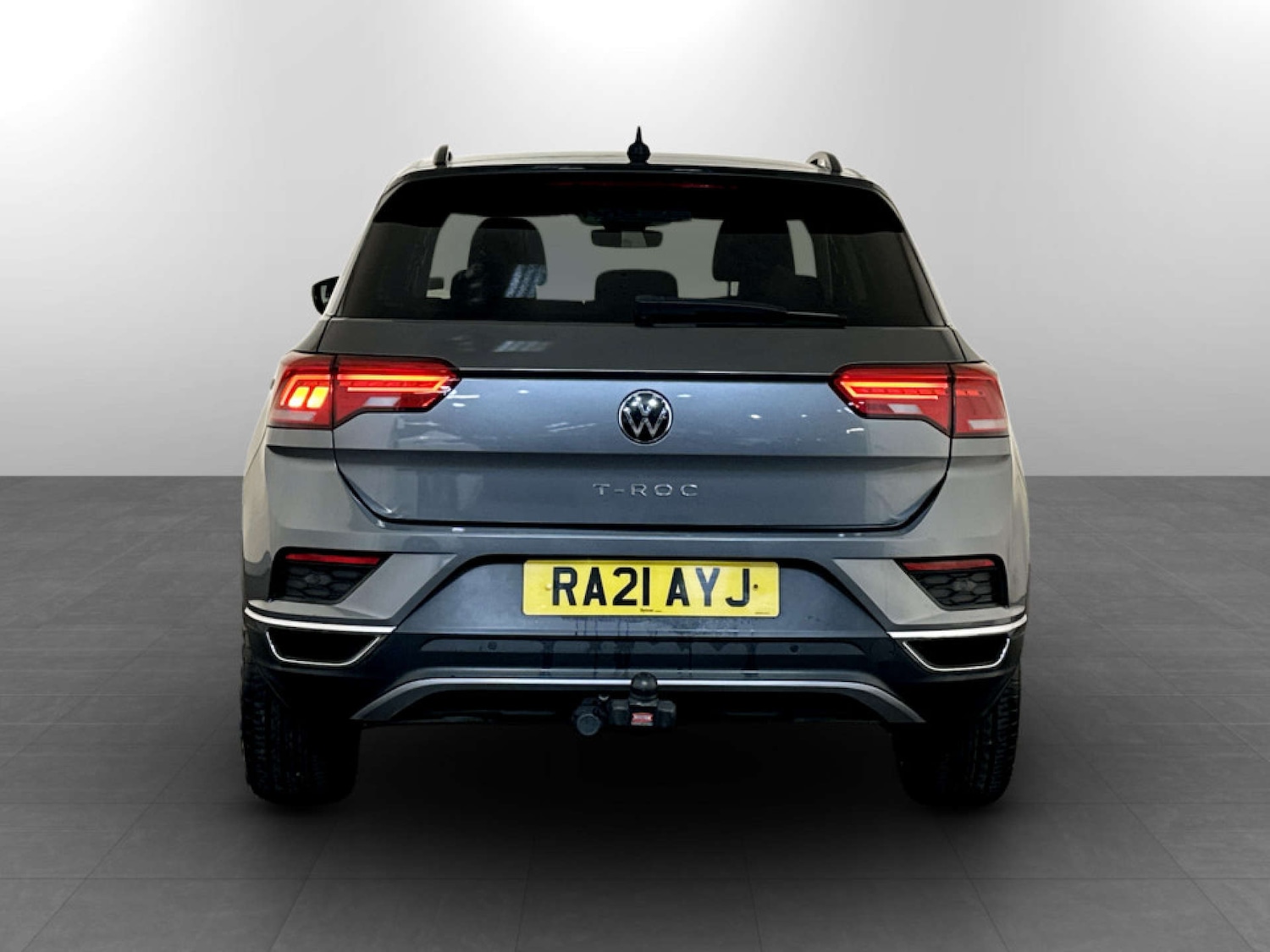 Used Volkswagen T-Roc 2021 for sale - 77643216: Photo 9