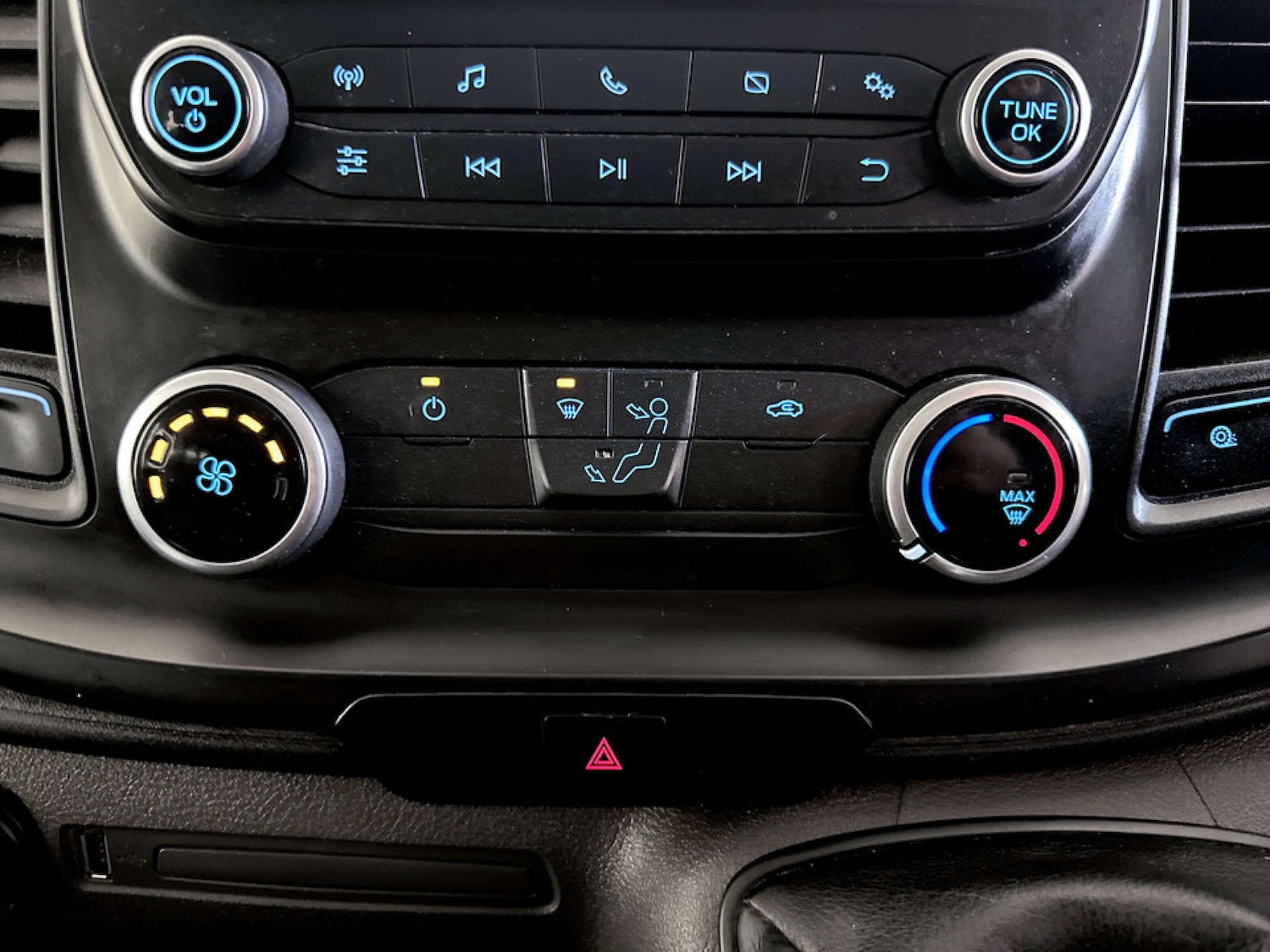 Used Ford Transit Custom 2022 for sale - 77185377: Photo 25