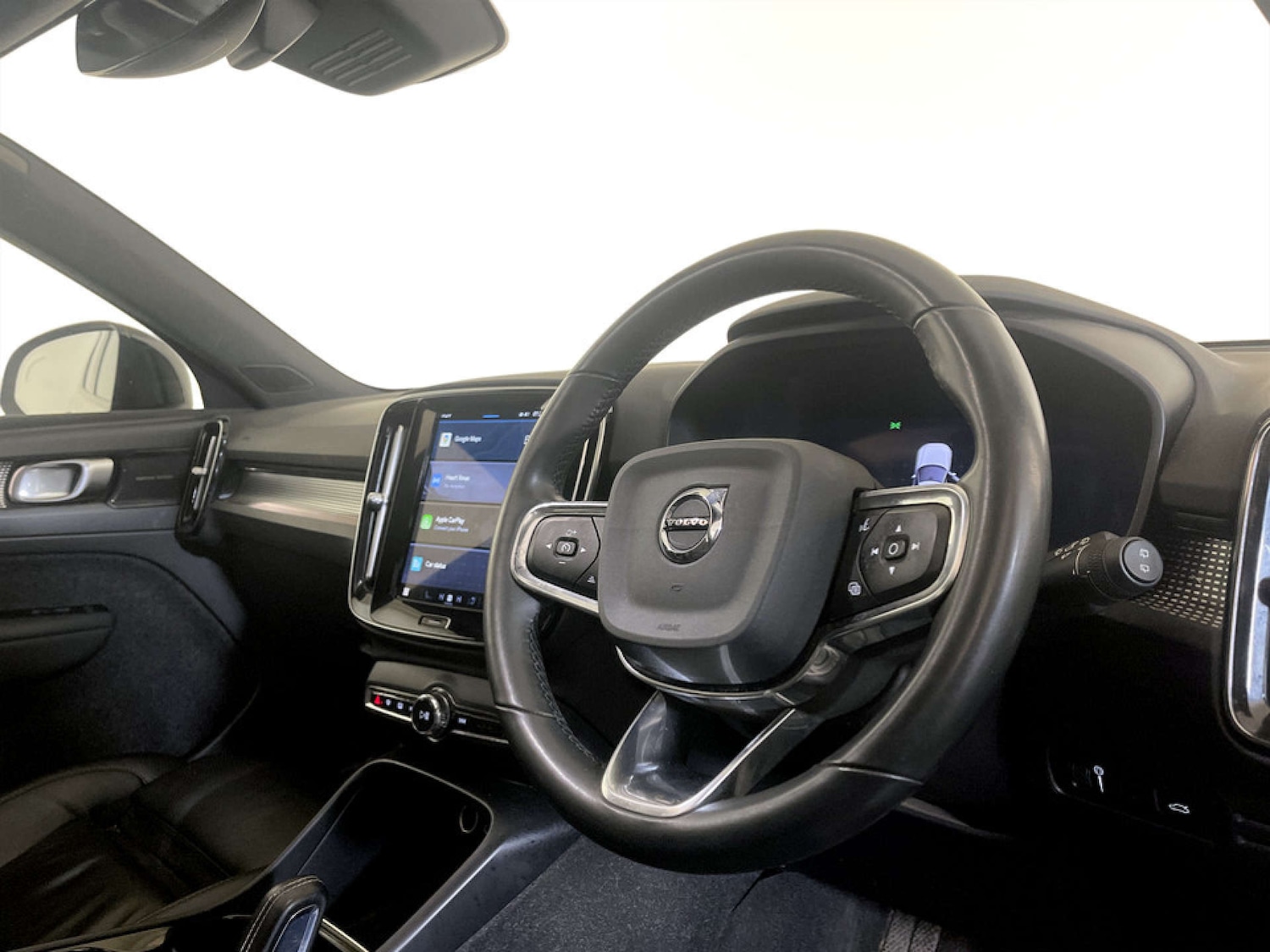 Used Volvo XC40 2021 for sale - 77452463: Photo 14