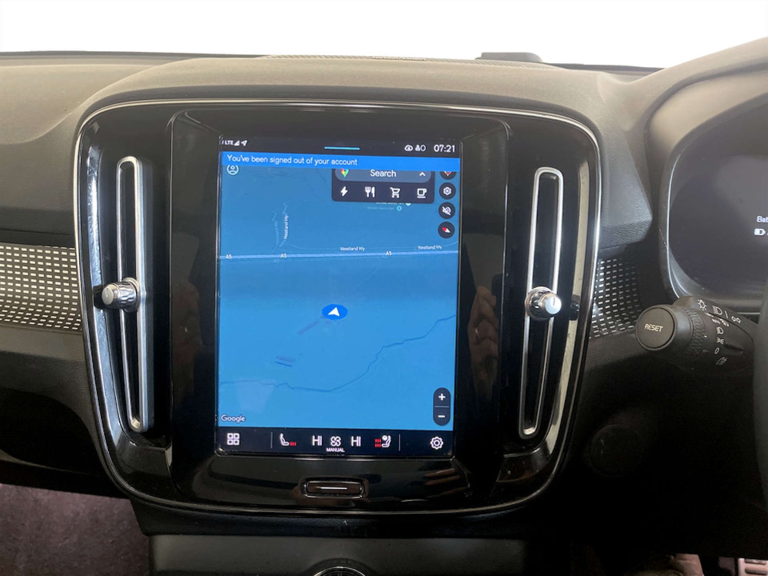 Used Volvo XC40 2021 for sale - 77452463: Photo 21