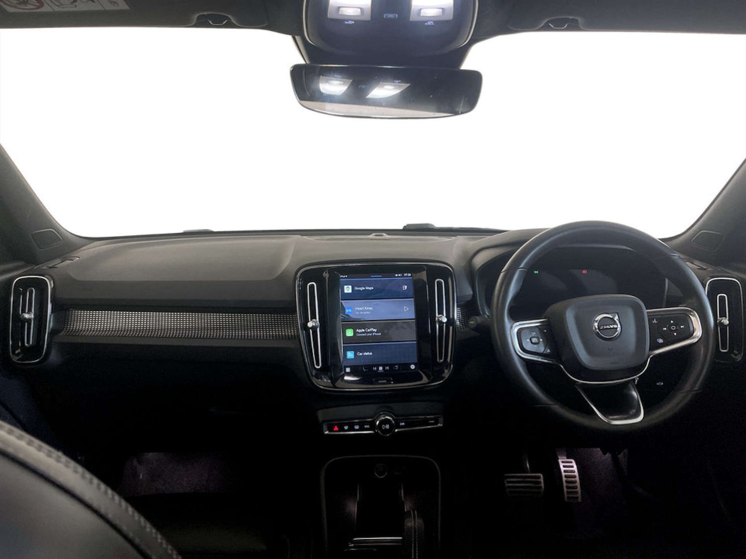 Used Volvo XC40 2021 for sale - 77452463: Photo 3