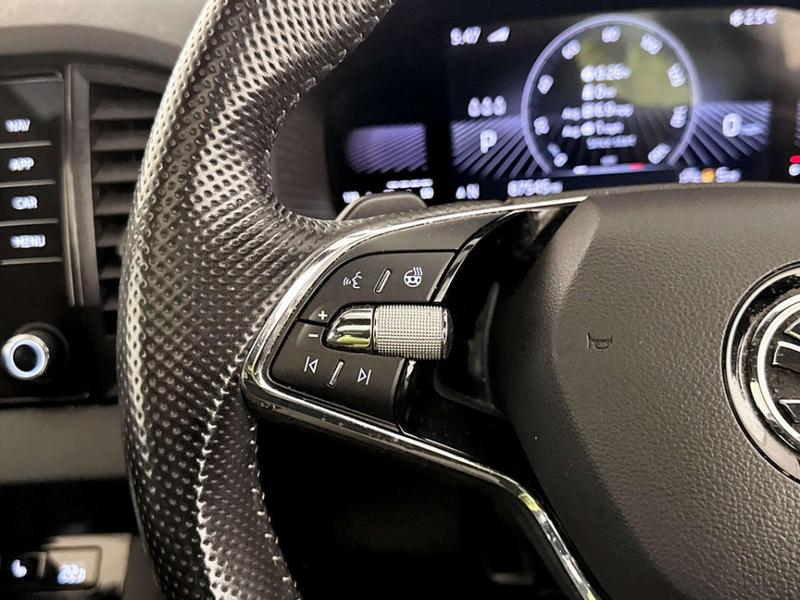 Used Skoda Karoq 2022 for sale - 76862320: Photo 19