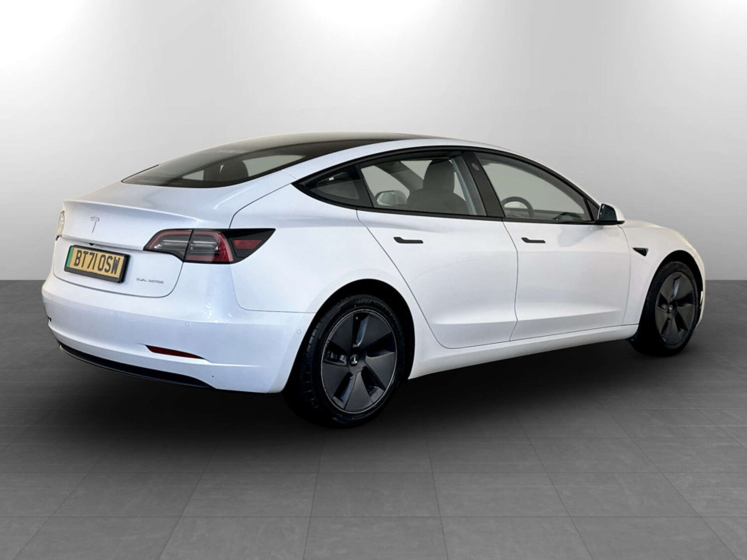 Used Tesla Model 3 2021 for sale - 77490221: Photo 9
