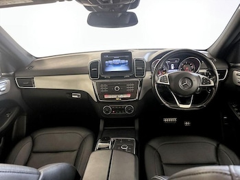 Used Mercedes-Benz GLE 2018 for sale - 76266028: Photo 3