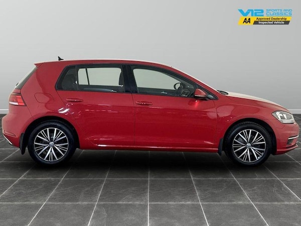 Used Volkswagen Golf 2017 for sale - 76209382: Photo 11