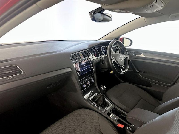 Used Volkswagen Golf 2017 for sale - 76209382: Photo 12