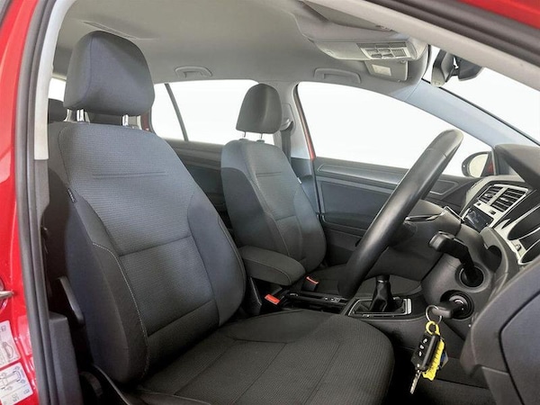 Used Volkswagen Golf 2017 for sale - 76209382: Photo 13