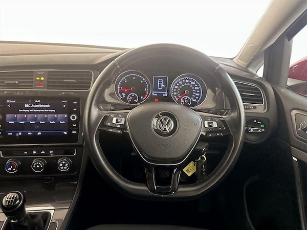 Used Volkswagen Golf 2017 for sale - 76209382: Photo 16