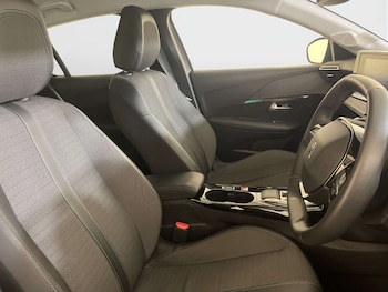 Used Peugeot 208 2023 for sale - 77821609: Photo