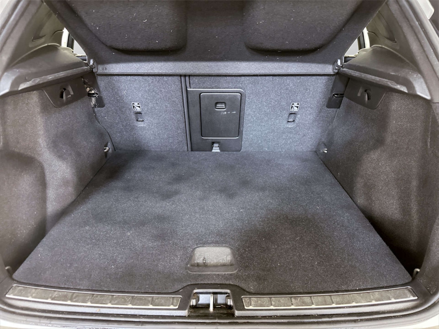 Used Volvo XC40 2018 for sale - 77350543: Photo 15