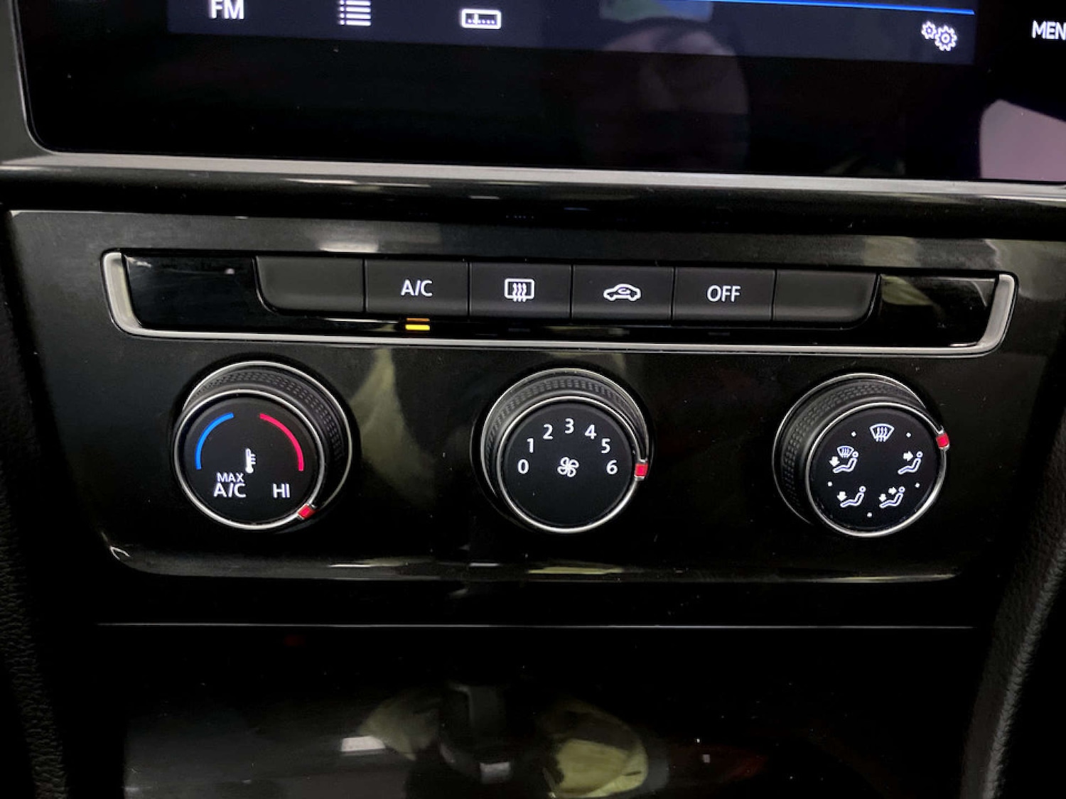 Used Volkswagen Golf 2019 for sale - 77185474: Photo 25