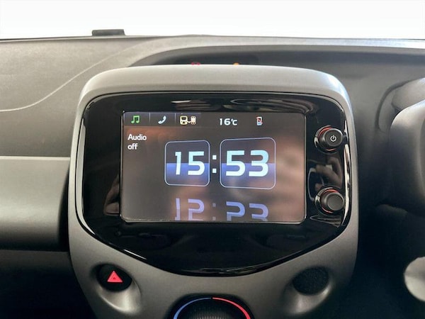 Used Toyota AYGO 2019 for sale - 76154250: Photo 21
