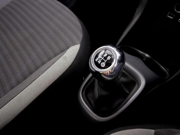 Used Toyota AYGO 2019 for sale - 76154250: Photo 27