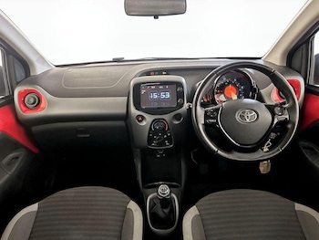 Used Toyota AYGO 2019 for sale - 76154250: Photo 3