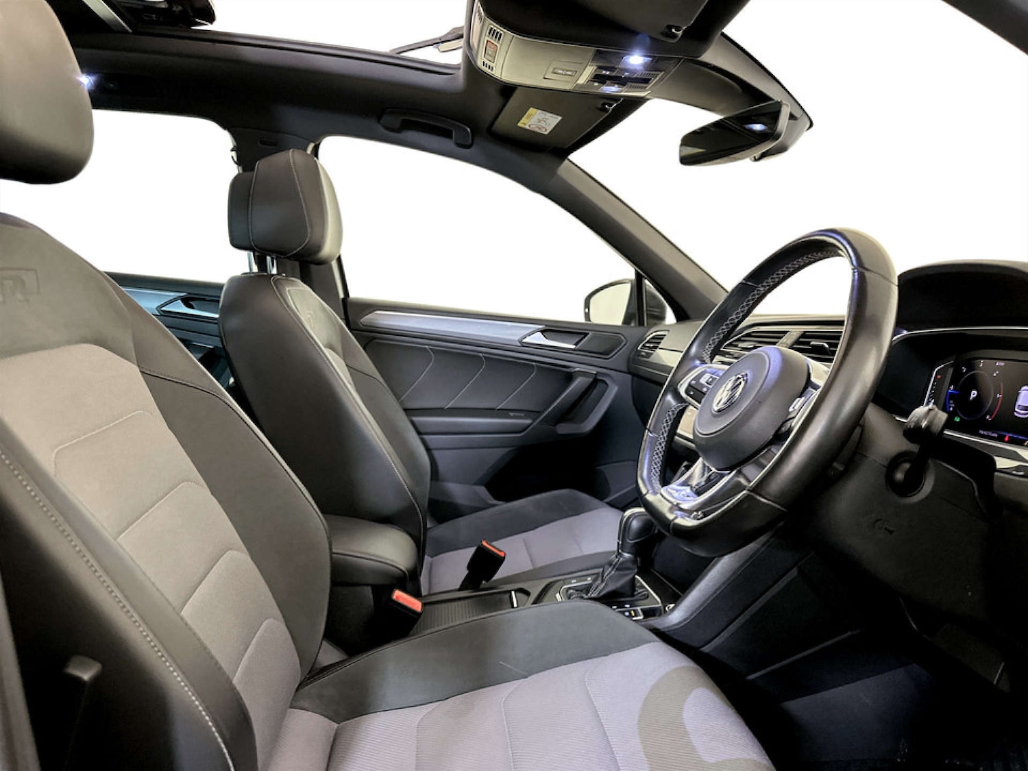 Used Volkswagen Tiguan 2019 for sale - 77207653: Photo 13