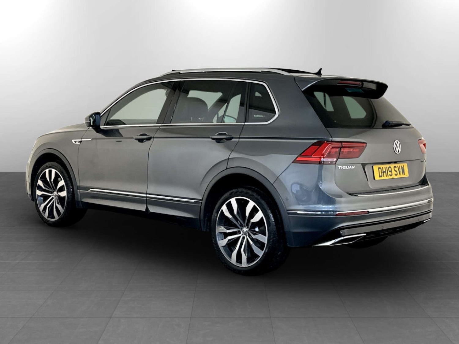 Used Volkswagen Tiguan 2019 for sale - 77207653: Photo 8