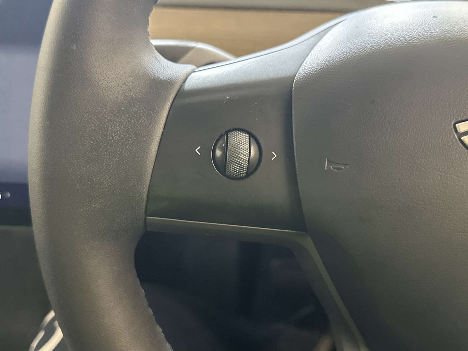 Used Tesla Model Y 2024 for sale - 77845608: Photo 25