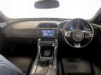 Used Jaguar XE 2017 for sale - 76344406: Photo