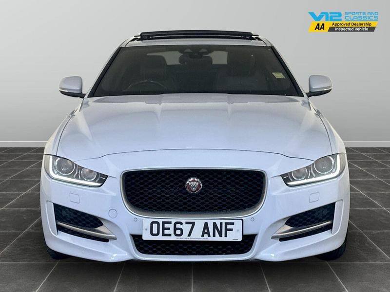 Used Jaguar XE 2017 for sale - 76344406: Photo 5