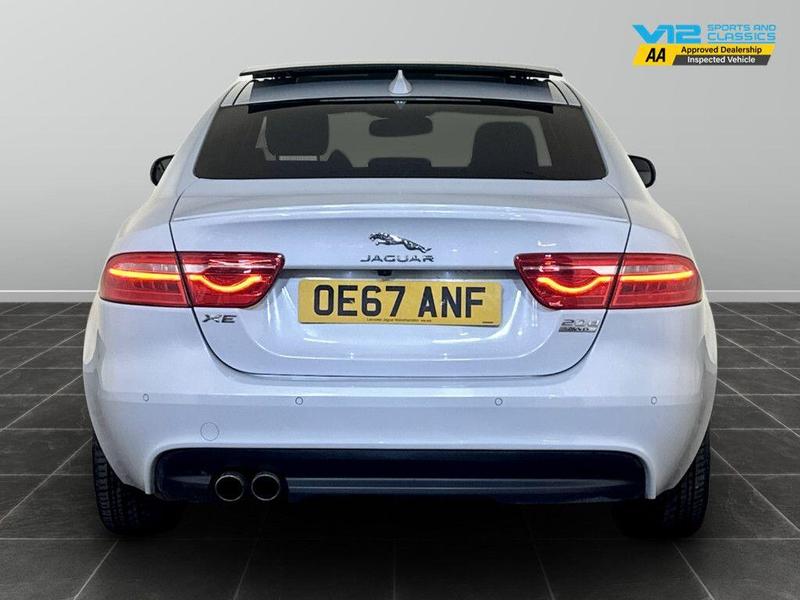 Used Jaguar XE 2017 for sale - 76344406: Photo 9