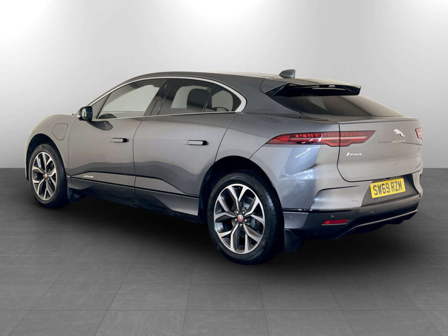 Used Jaguar I-Pace 2019 for sale - 77567778: Photo 8