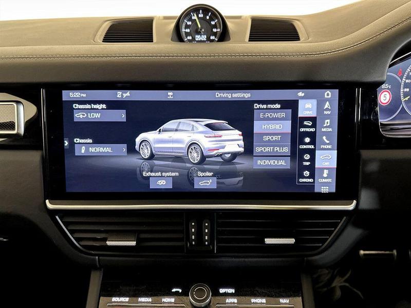 Used Porsche Cayenne 2020 for sale - 76718925: Photo 30