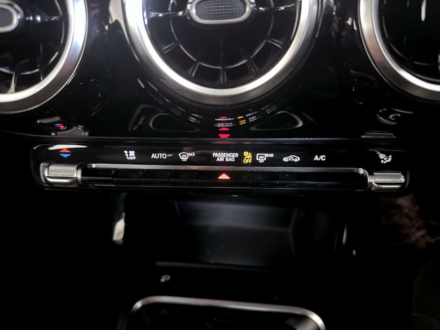 Used Mercedes-Benz A-Class 2021 for sale - 77581162: Photo 25