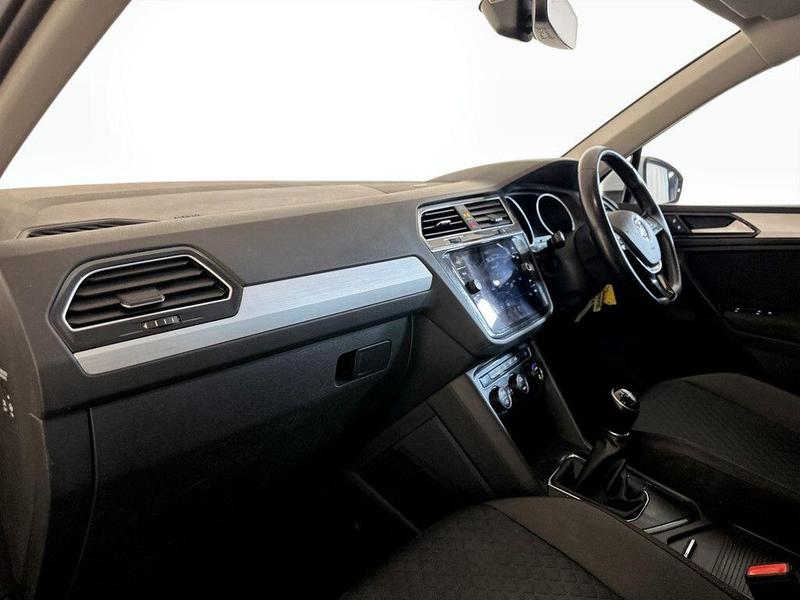 Used Volkswagen Tiguan 2017 for sale - 76641002: Photo 12