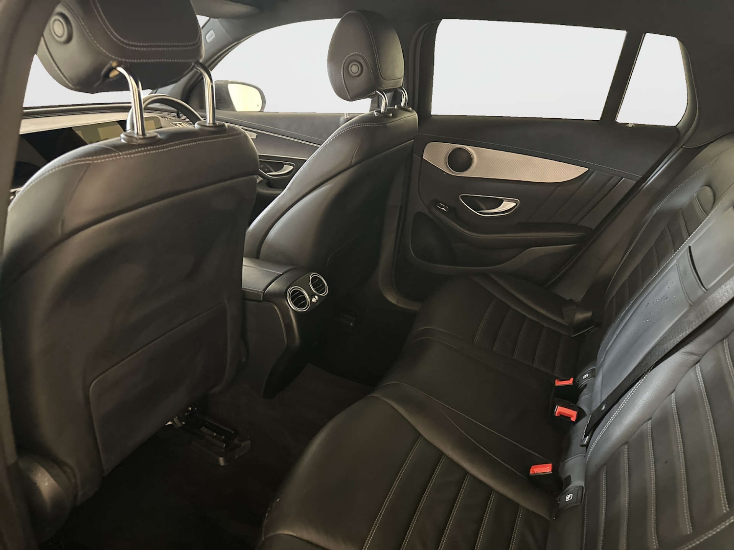 Used Mercedes-Benz EQC 2023 for sale - 77915395: Photo 14