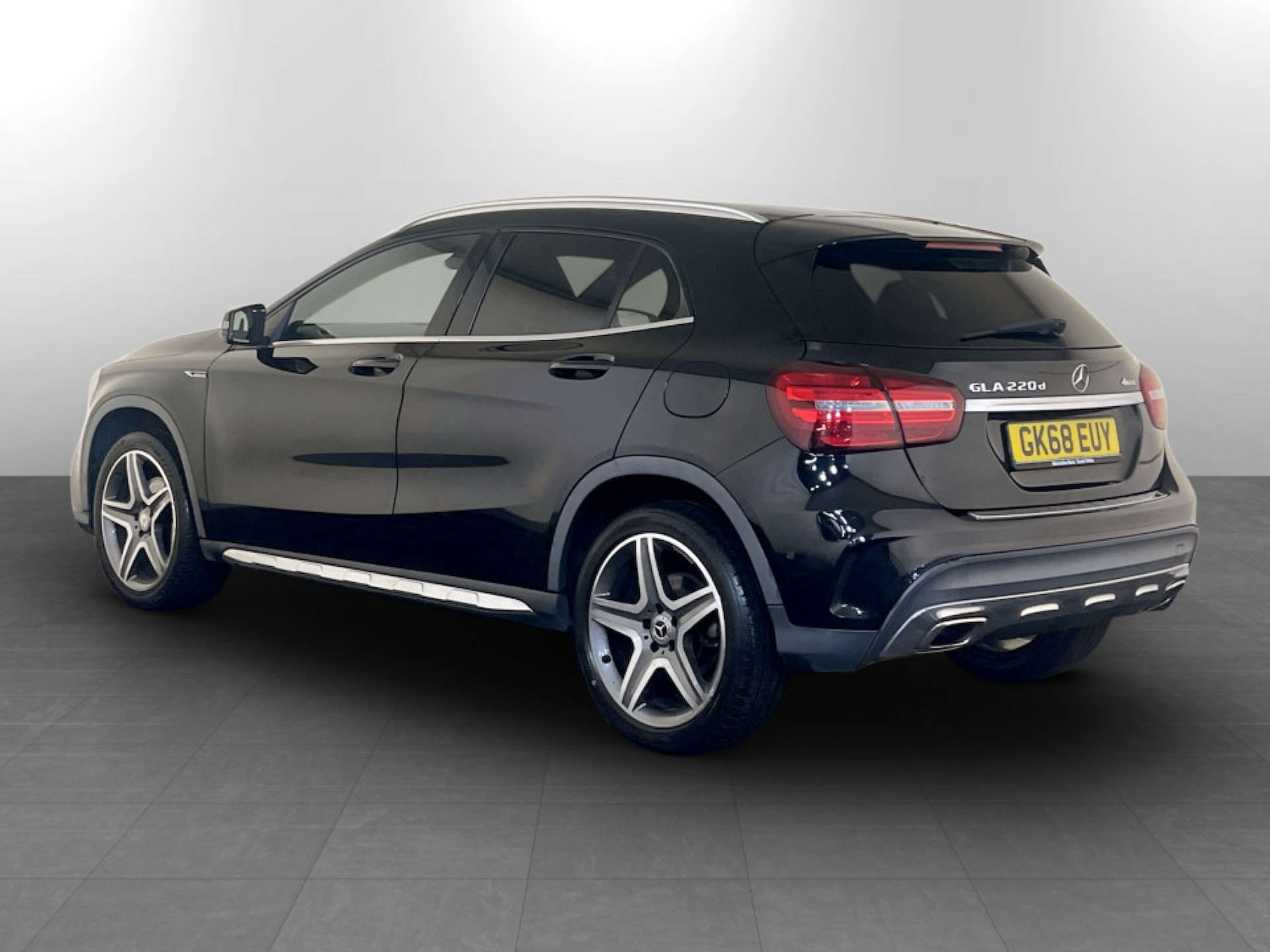 Used Mercedes-Benz GLA 2018 for sale - 77506820: Photo 8