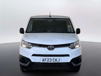 Used Toyota ProAce 2023 for sale - 79090525: Photo
