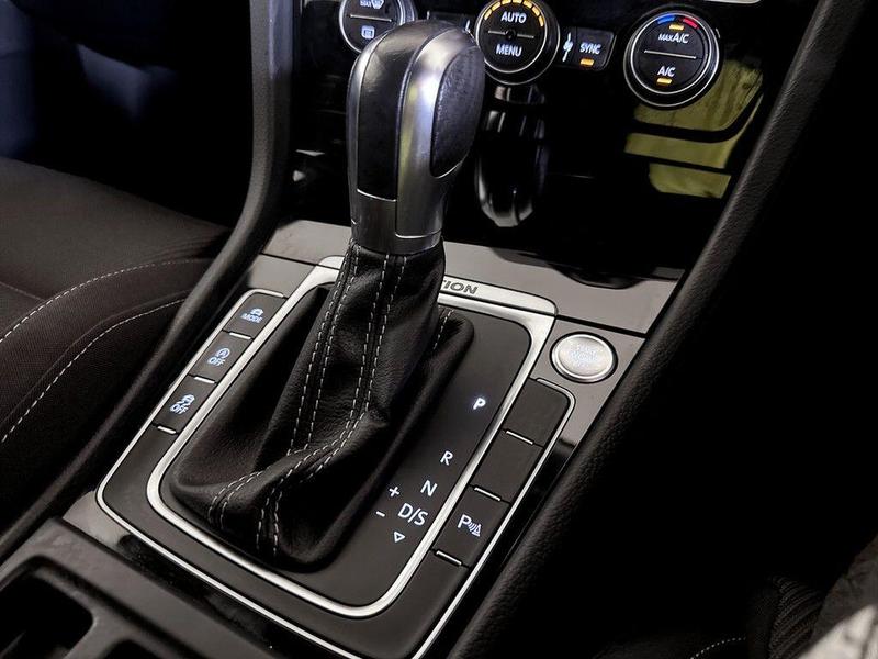 Used Volkswagen Golf 2019 for sale - 76545285: Photo 28