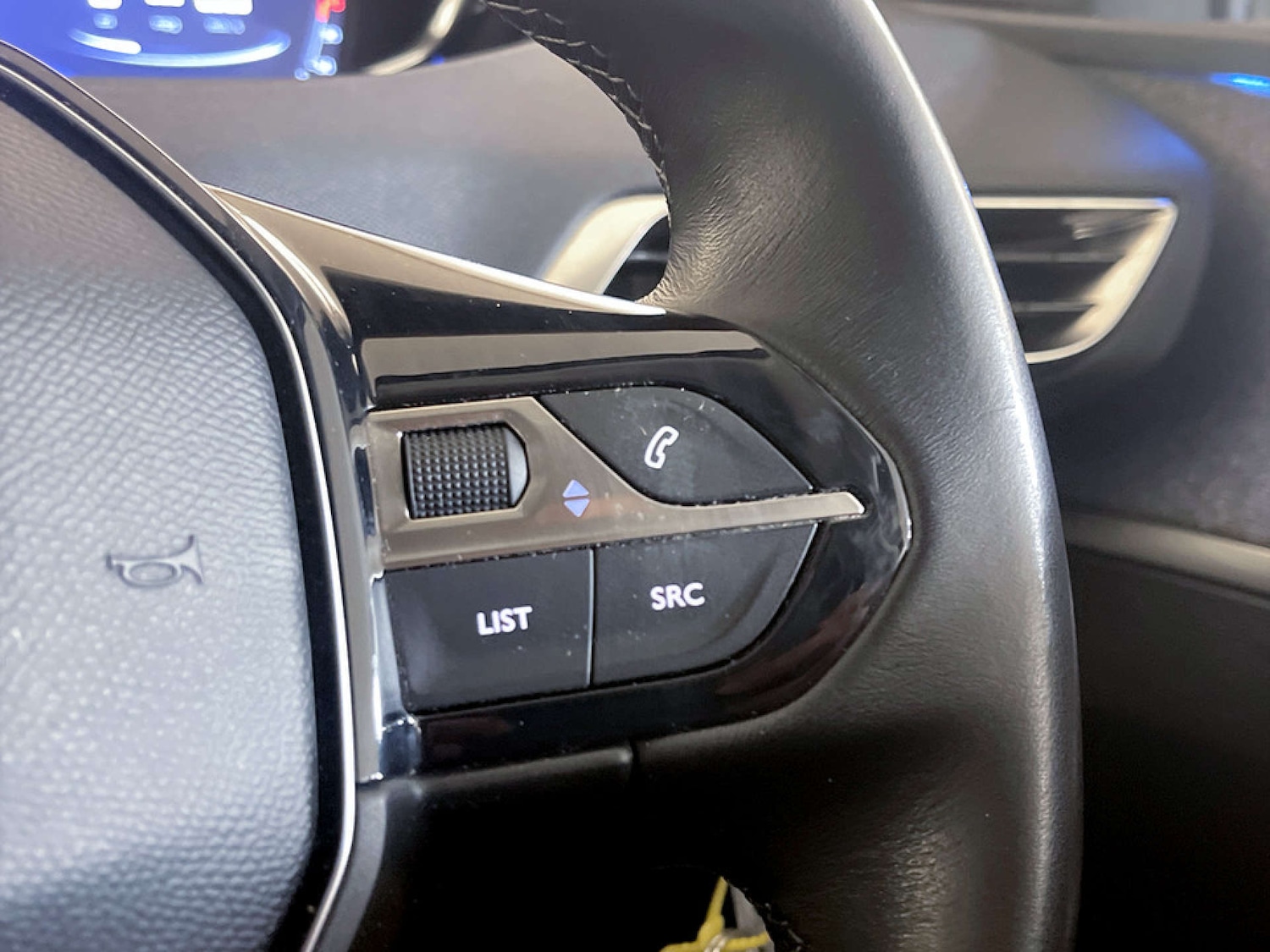 Used Peugeot 3008 2020 for sale - 77185483: Photo 18