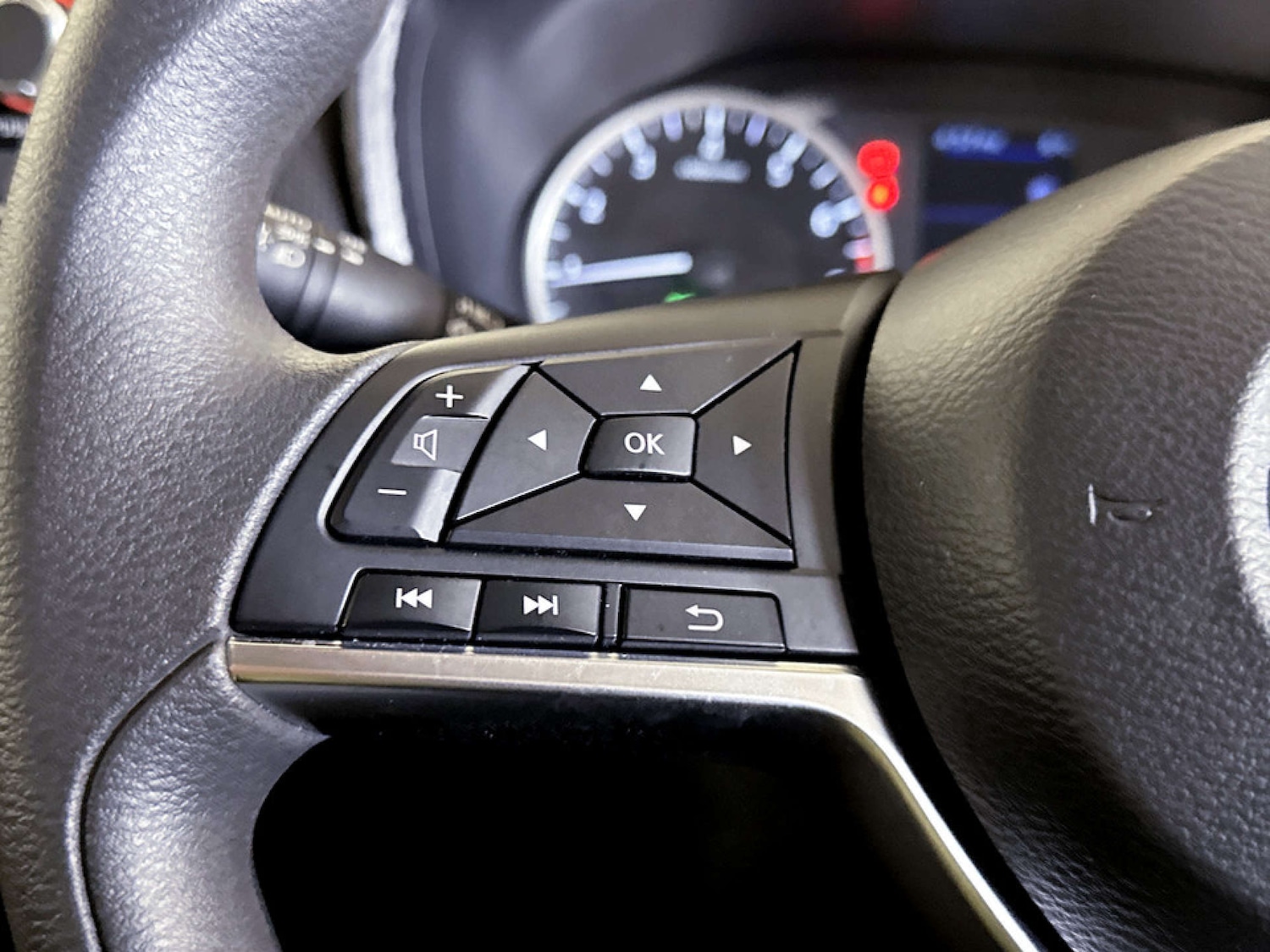 Used Nissan Juke 2023 for sale - 77185399: Photo 17