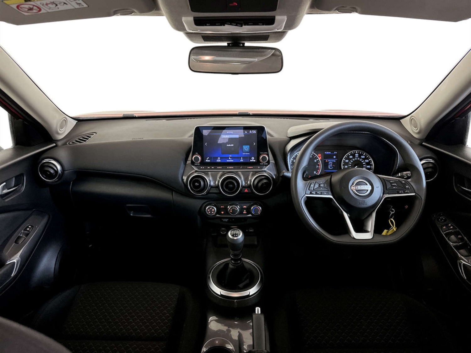 Used Nissan Juke 2023 for sale - 77185399: Photo 3