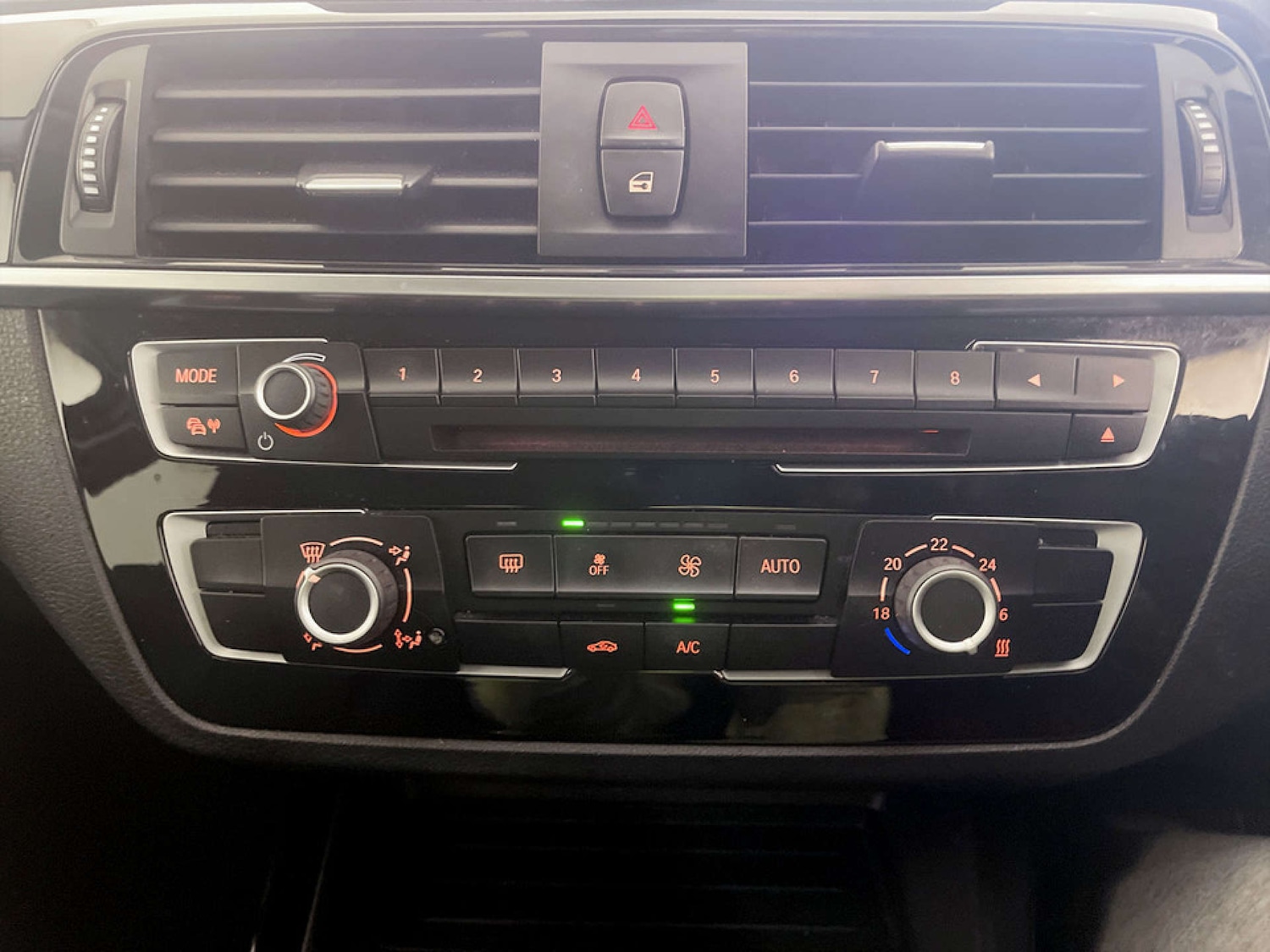 Used BMW 1 Series 2019 for sale - 77185376: Photo 25