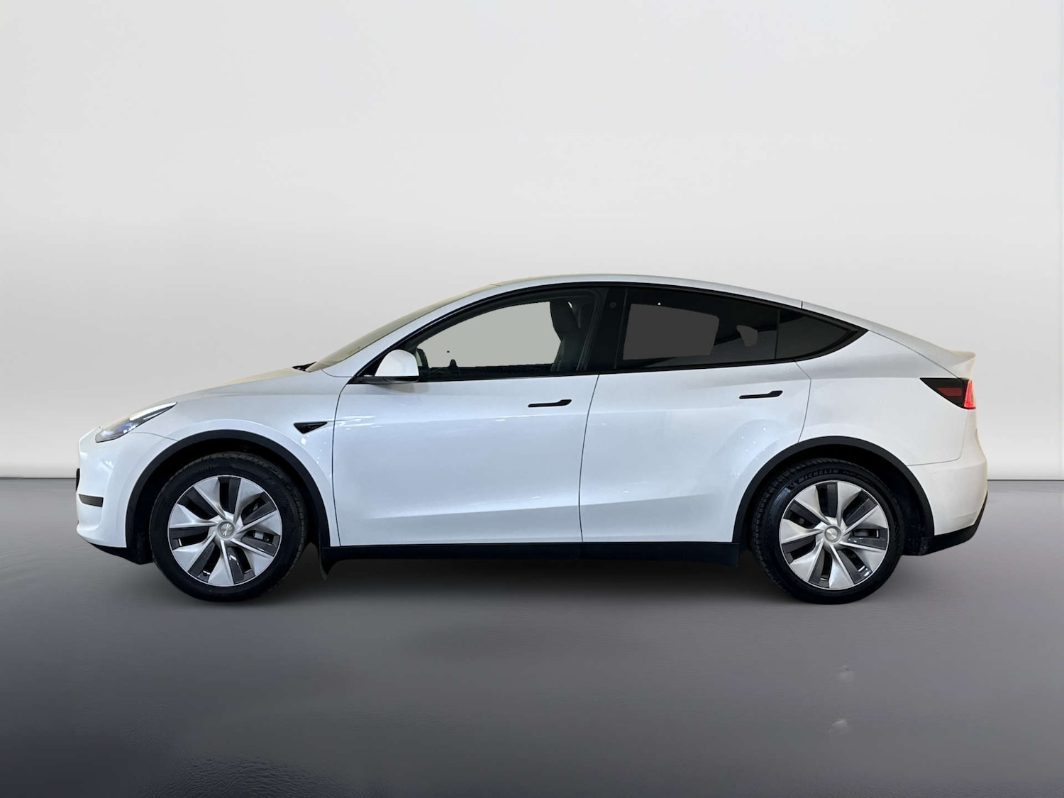 Used Tesla Model Y 2024 for sale - 77903056: Photo 7