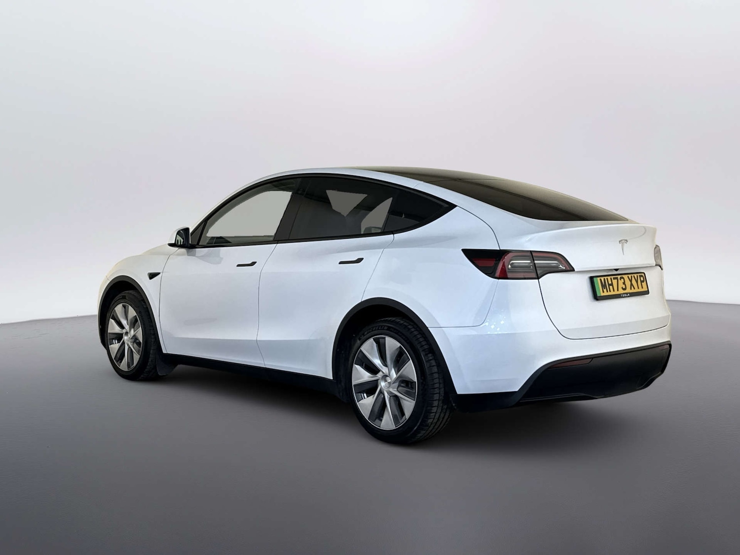 Used Tesla Model Y 2024 for sale - 77903056: Photo 8