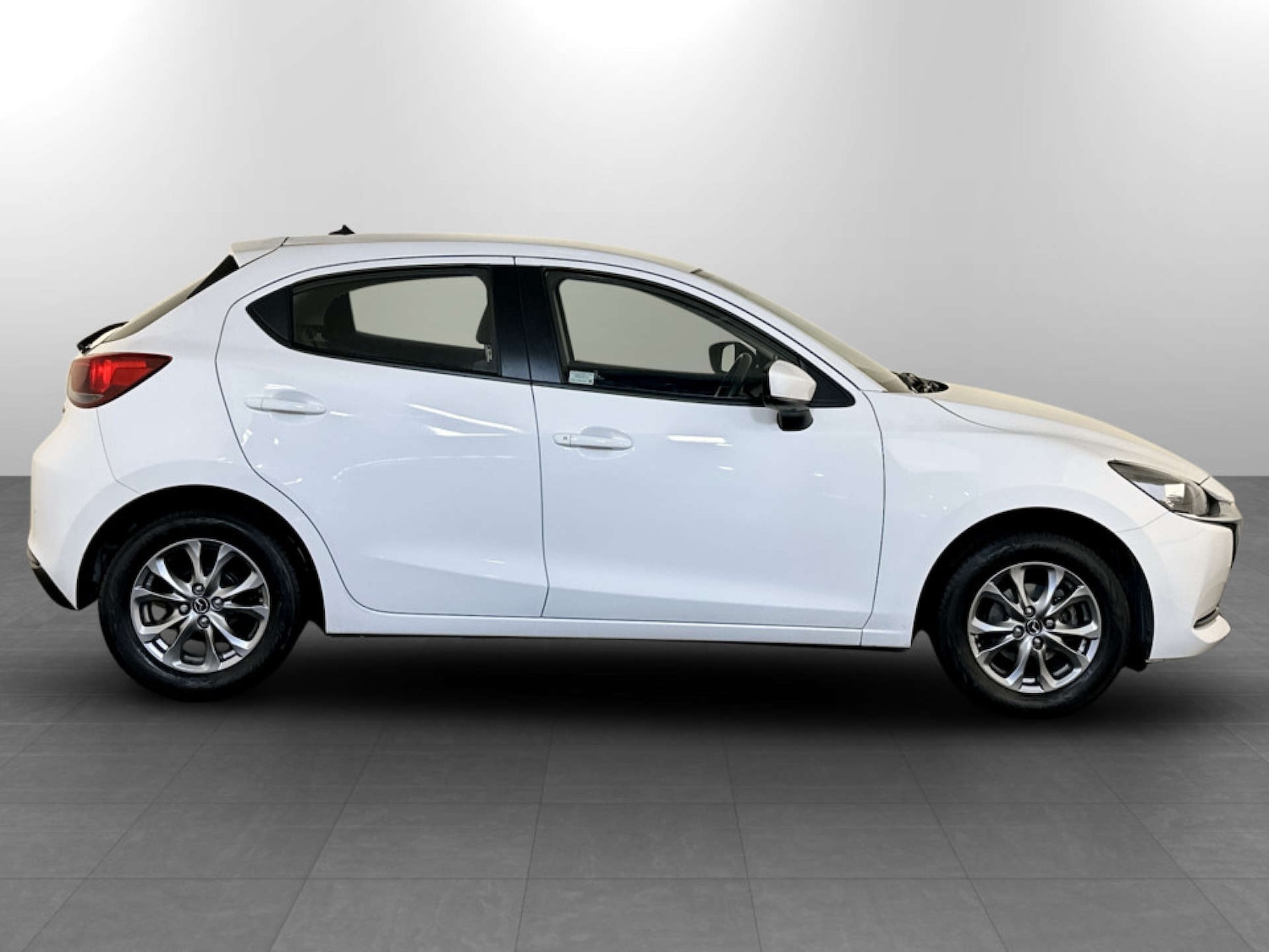 Used Mazda Mazda2 2022 for sale - 77259084: Photo 11