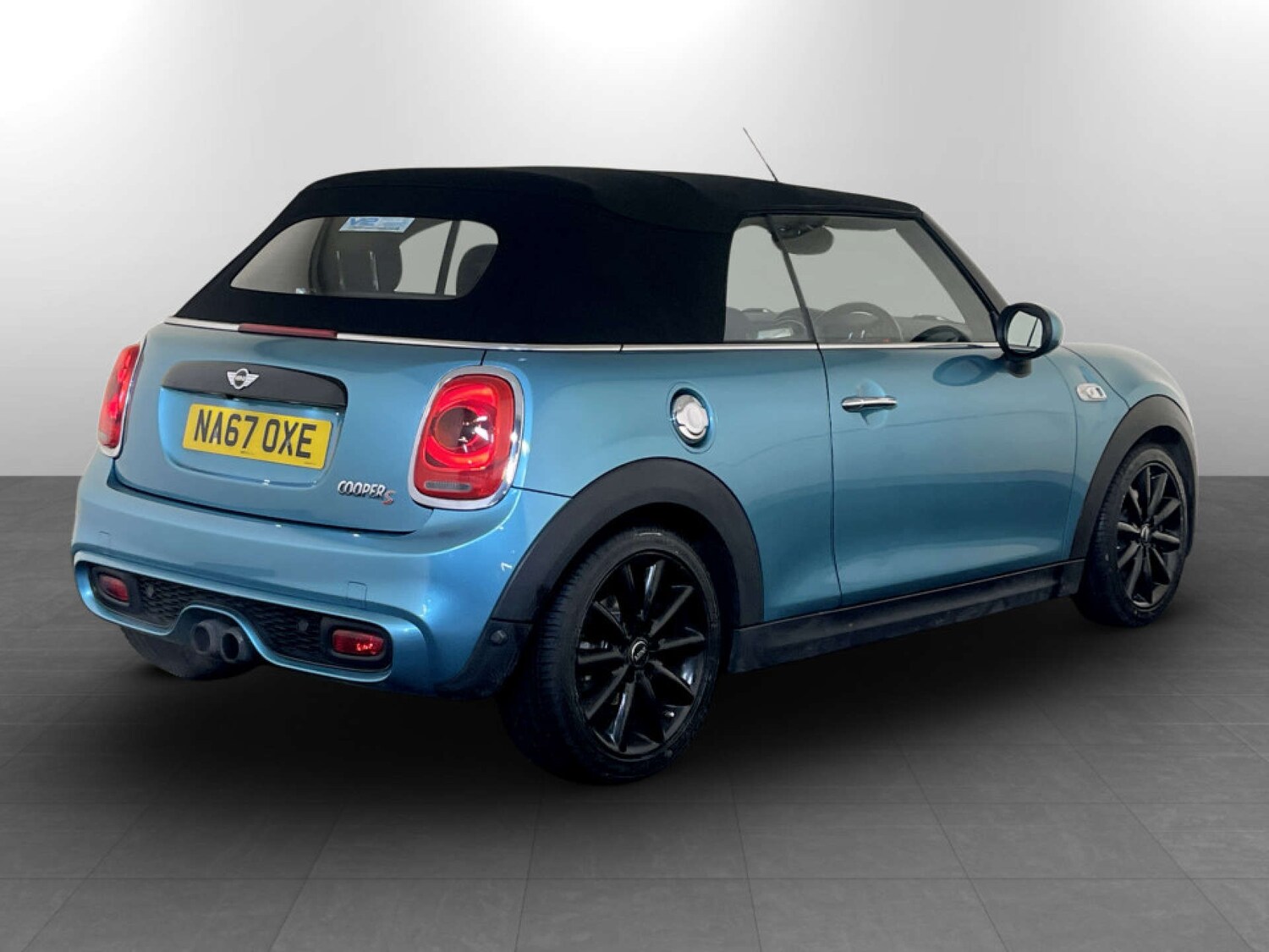Used MINI Convertible 2017 for sale - 77590645: Photo 10