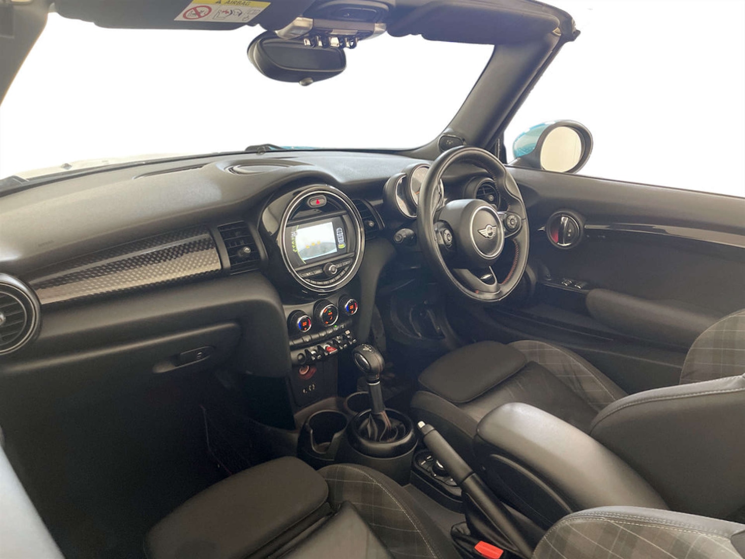 Used MINI Convertible 2017 for sale - 77590645: Photo 12