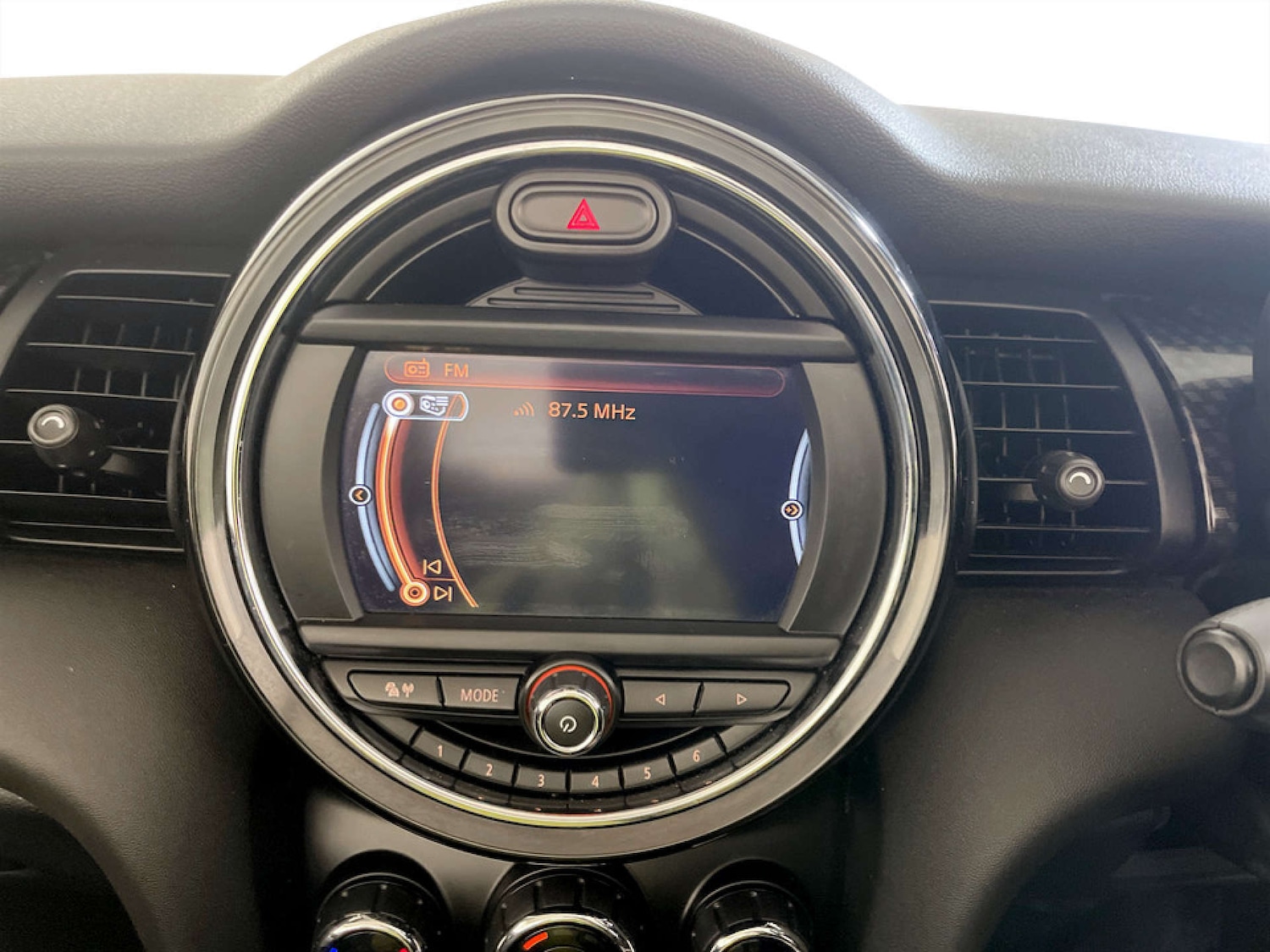 Used MINI Convertible 2017 for sale - 77590645: Photo 22